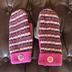 Handmade felted wool/cashmere women’s mittens